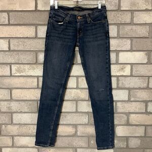 Levi’s 524 super low skinny jeans size 5 short